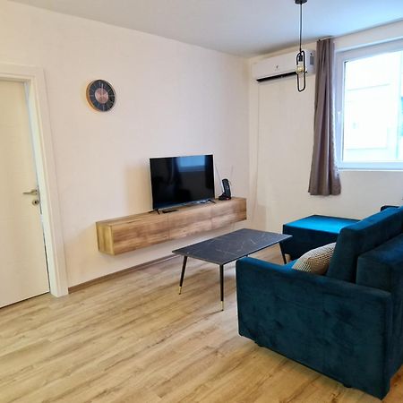 Kid Luxury Apartment Скопье Экстерьер фото