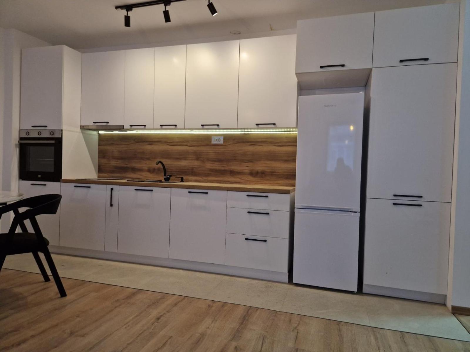 Kid Luxury Apartment Скопье Экстерьер фото